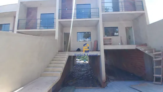 Casa com 2 Quartos à venda, 160m² no Parque Independência, Juiz de Fora