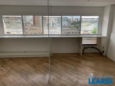 Sala Comercial à venda, 30m² no Barra Funda, São Paulo