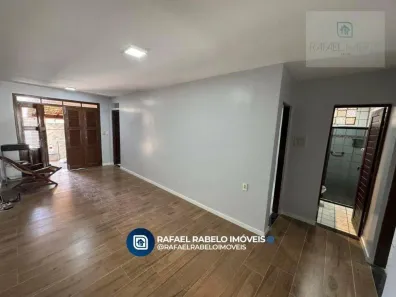 Casa com 3 Quartos à venda, 158m² no Serrinha, Fortaleza