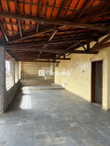Apartamento com 3 Quartos à venda, 246m² no Centro, Montes Claros