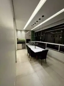 Apartamento com 3 Quartos para alugar, 128m² no Granada, Uberlândia