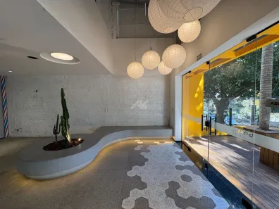 Imóvel Comercial com 1 Quarto à venda, 390m² no Cambuí, Campinas