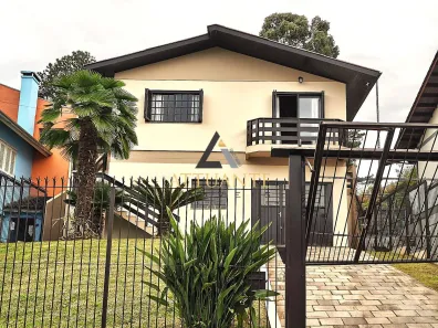 Casa com 3 Quartos à venda, 200m² no Centenário, Caxias do Sul