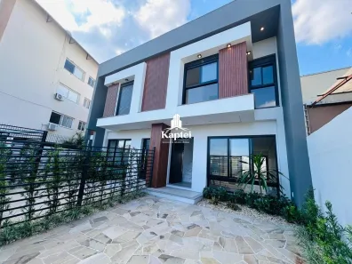 Sobrado com 3 Quartos à venda, 110m² no Igara, Canoas