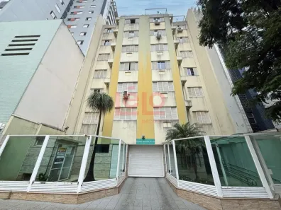 Apartamento com 3 Quartos para alugar, 86m² no Zona 7, Maringá