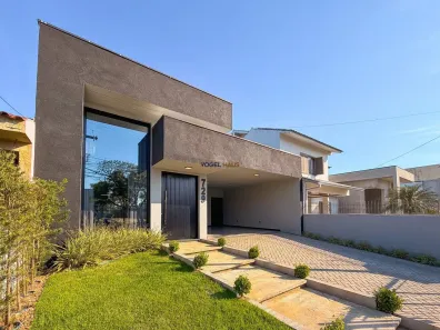 Casa de Condomínio com 3 Quartos à venda, 400m² no São José, Canoas