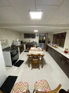 Casa com 3 Quartos à venda, 213m² no Jardim Faculdade, Sorocaba