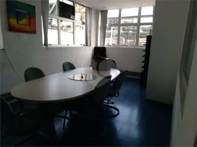 Prédio Comercial para alugar, 600m² no Santana, São Paulo