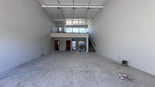 Ponto Comercial para alugar, 200m² no Parque Bellaville, Hortolândia