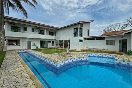 Casa de Condomínio com 5 Quartos à venda, 550m² no Boungaiville, Peruíbe