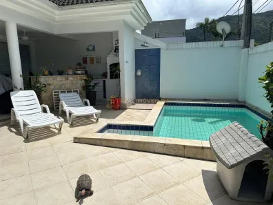 Casa com 4 Quartos à venda, 450m² no Vargem Pequena, Rio de Janeiro
