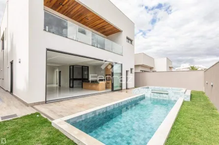 Casa de Condomínio com 4 Quartos à venda, 363m² no Granja Marileusa, Uberlândia