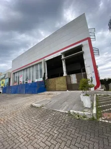 Ponto Comercial para alugar, 687m² no Pio X, Caxias do Sul