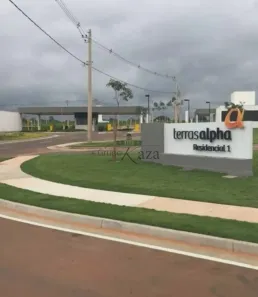 Lote/Terreno à venda, 330m² no Loteamento Terras Alpha São José dos Campos, São José dos Campos