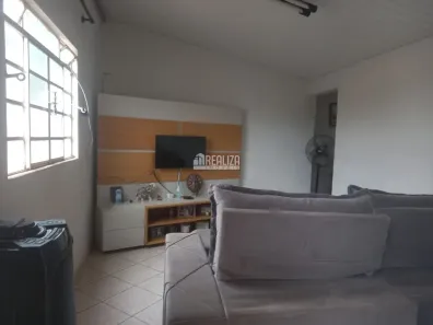 Casa com 3 Quartos à venda, 95m² no Fabrício, Uberaba