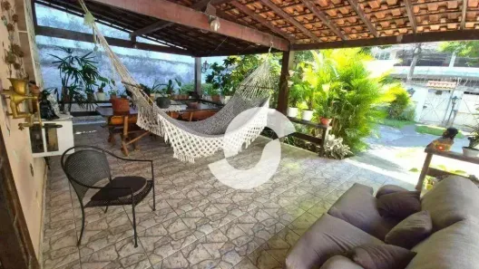 Casa com 3 Quartos à venda, 400m² no Fonseca, Niterói