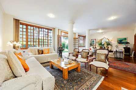 Casa com 4 Quartos à venda, 580m² no Vila Madalena, São Paulo