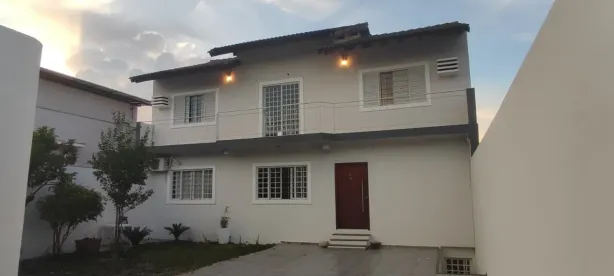 Casa com 5 Quartos para alugar, 395m² no Santa Cruz, Cuiabá