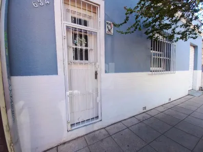 Casa com 2 Quartos para alugar, 180m² no Centro, São Leopoldo