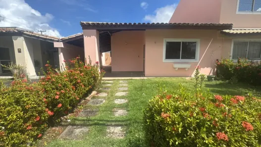 Casa com 2 Quartos para alugar, 140m² no Pitangueiras, Lauro de Freitas