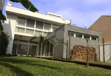 Casa de Condomínio com 3 Quartos à venda, 258m² no Hípica, Porto Alegre
