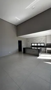 Casa com 3 Quartos à venda, 250m² no Setor dos Funcionários, Goiânia