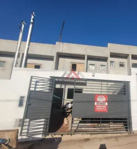 Sobrado com 2 Quartos à venda, 58m² no Vila Áurea, Poá