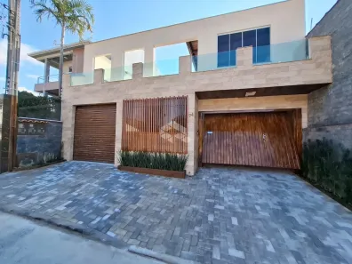 Casa com 5 Quartos à venda, 360m² no Bom Viver, Biguaçu