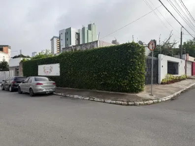 Casa com 3 Quartos à venda, 277m² no Maurício de Nassau, Caruaru