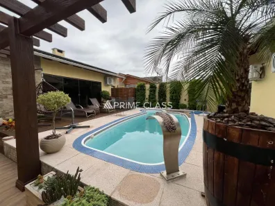 Casa com 3 Quartos à venda, 320m² no Niterói, Canoas