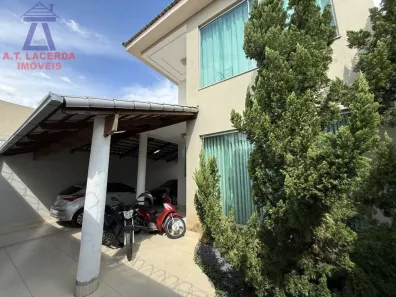 Casa com 4 Quartos à venda, 210m² no São Mateus, Montes Claros