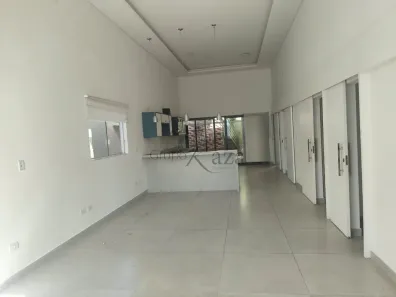 Casa de Condomínio com 3 Quartos à venda, 210m² no Caçapava Velha, Caçapava