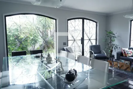 Casa com 2 Quartos à venda, 150m² no Vila Carrão, São Paulo