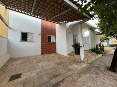 Casa de Condomínio com 3 Quartos para alugar, 136m² no Ribeirão do Lipa, Cuiabá