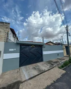 Casa com 3 Quartos à venda, 116m² no São Cristóvão, Teresina