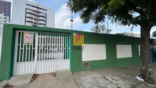 Casa com 4 Quartos para alugar, 270m² no Farol, Maceió