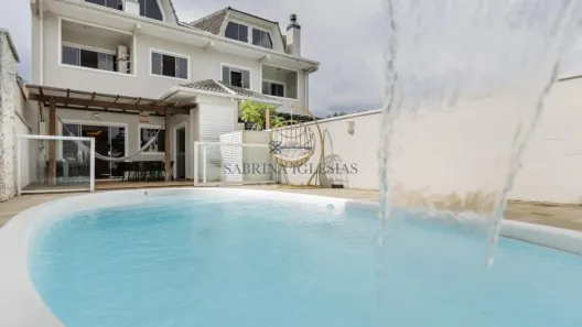 Sobrado com 3 Quartos à venda, 213m² no Boqueirão, Curitiba