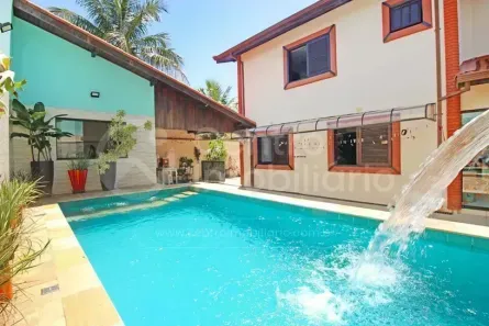 Casa com 4 Quartos à venda, 270m² no Estancia Sao José, Peruíbe