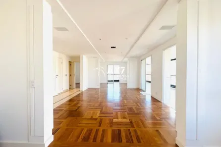 Apartamento com 4 Quartos para alugar, 245m² no Vila Uberabinha, São Paulo