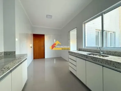 Apartamento com 3 Quartos para alugar, 100m² no Centro, Divinópolis