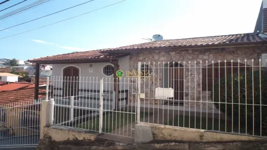 Casa com 4 Quartos à venda, 240m² no Coqueiros, Florianópolis