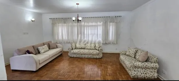 Casa com 5 Quartos à venda, 200m² no Vila Zelina, São Paulo