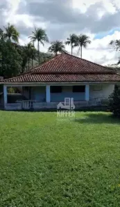 Fazenda/Sítio com 5 Quartos à venda, 365m² no Peróbas (Pachecos), Itaboraí