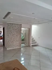 Casa com 3 Quartos para alugar, 105m² no Parque Savoy City, São Paulo