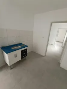 Casa com 2 Quartos para alugar, 40m² no Vila Natália, São Paulo