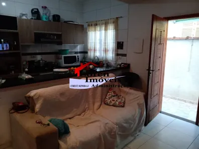 Casa com 2 Quartos à venda, 75m² no Vila Voturua, São Vicente