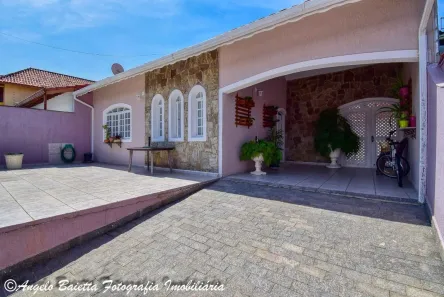 Sobrado com 3 Quartos à venda, 139m² no Balneário Stella Maris, Peruíbe