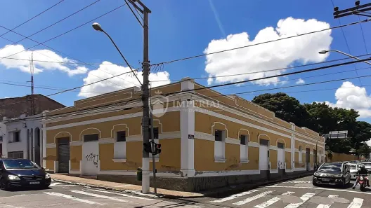 Galpão/Depósito/Armazém com 4 Quartos à venda, 700m² no Centro, Itu