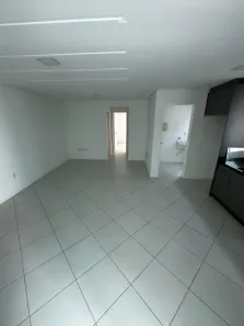 Apartamento com 2 Quartos à venda, 76m² no Meia Praia, Itapema