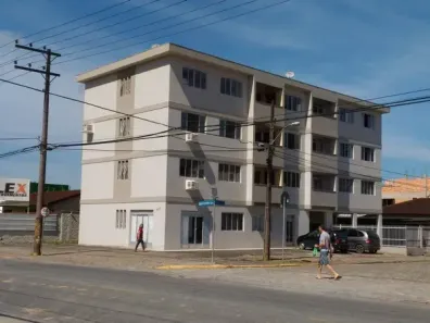Ponto Comercial para alugar, 80m² no Santo Antônio, Joinville